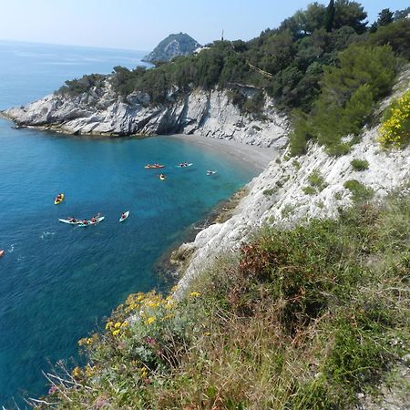 Il Giardino Sull'Isola - Appartamento - Bergeggi Esterno foto
